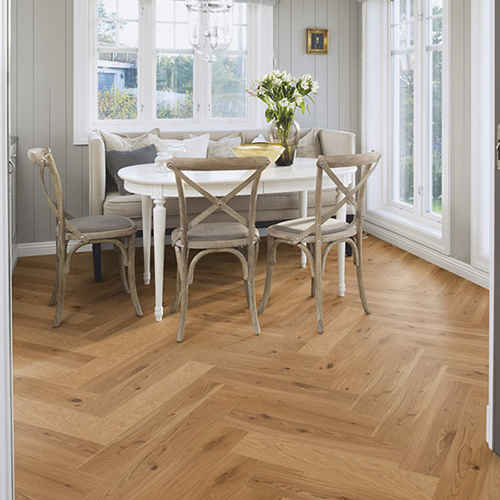 Паркетная доска BAUWERK Дуб HERRINGBONE T/G black filler (10155254)